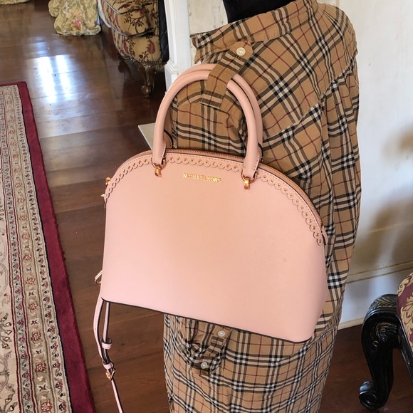 NWT Michael Kors large Emmy dome satchel - Picture 6 of 8